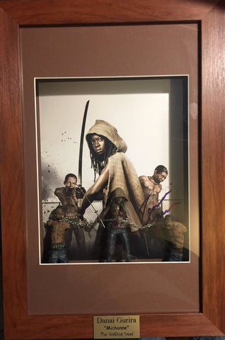 The Walking Dead- Michonne - Signed Photo PSA - Framed With 3 TV Series Figures